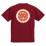 シンボルマークをプリントしたハーフマラソンの記念Tシャツ