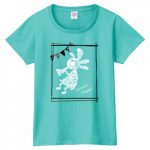 自作のデザインでレディース用のオリジナルTシャツを作成