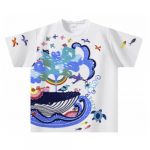 鮮やかなデザインをプリントした子供用Tシャツ