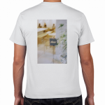 雰囲気ある写真をプリントしたオリジナルTシャツ