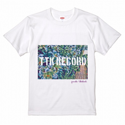 鮮やかなイラストデザインをプリントしたオリジナルTシャツ