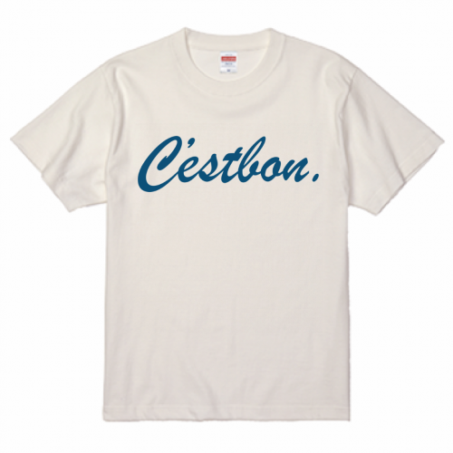 メッセージロゴをプリントしたおしゃれなプリントTシャツ