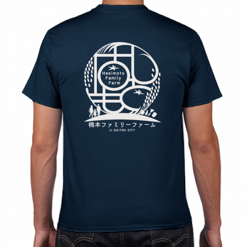 ファームのオリジナルイラストをプリントしたスタッフTシャツ