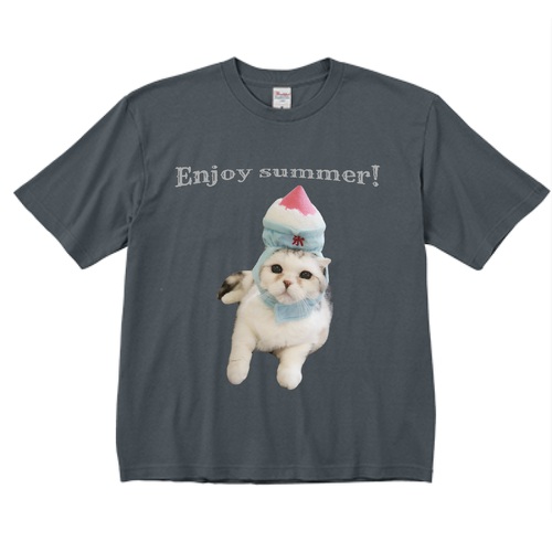 猫カフェ人気ネコちゃんのオリジナルビッグTシャツ