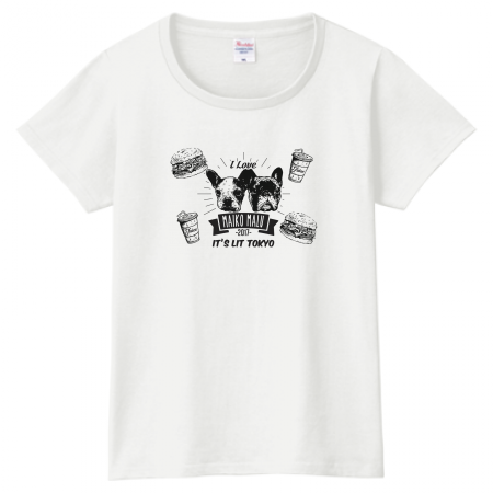 犬のイラストをプリントしたレディースTシャツ