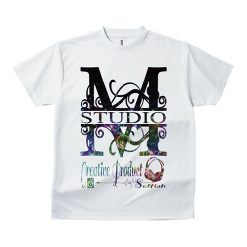 ゴシックデザインのアルファベットTシャツ