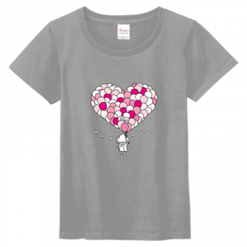 ハートのバルーンをプリントしたレディースTシャツ