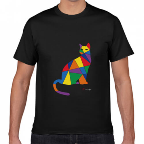 猫のイラストをプリントしたオリジナルTシャツ