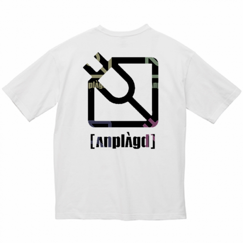 カフェバーのイラストロゴをプリントしたおしゃれなビッグシルエットTシャツ