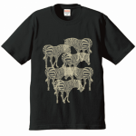 自作イラストをプリントしたオリジナルのグラフィックTシャツ