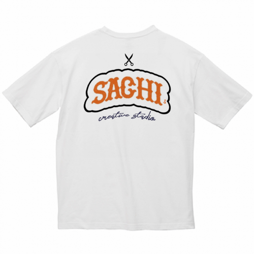 カットサロンの名前をプリントしたスタッフ用のオリジナルTシャツ
